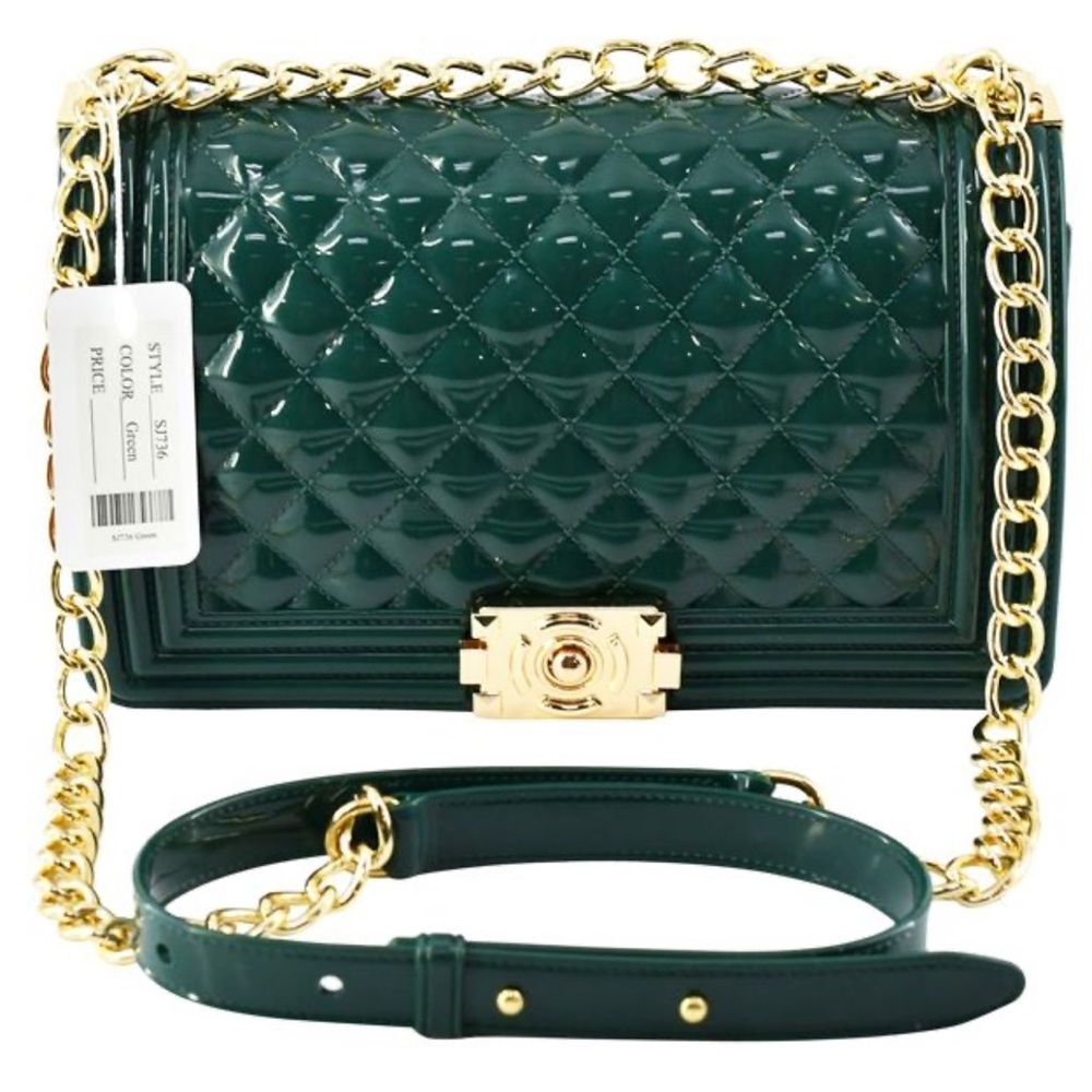 Green Crossbody Bag with Quilted Texture and Gold Clasp